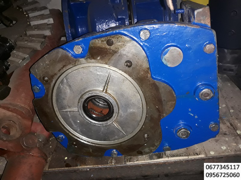 Мотор-редукторы соосно-цилиндрические 1МЦ2С100 , Мотор-редукторы цилиндрические соосные двухступенчатые, тип МЦ2С-100, Мотор-редуктор 4МЦ2С-100 (мотор-редуктор МЦ2С-100) цилиндрический двухступенчатый соосный мотор-редуктор является электромеханическим приводом общепромышленного применения. редукторы , мотор редукторы